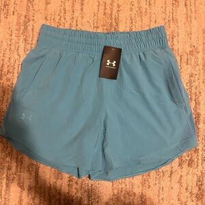 NWT! Under Armor Vanish 5 inch Shorts - Light blue